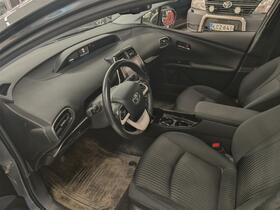 Toyota Prius Plug-in vaihtoauto