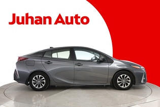 Toyota Prius Plug-in vaihtoauto