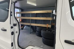 Opel Vivaro vaihtoauto