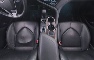 Toyota Camry vaihtoauto