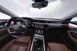 Audi e-tron vaihtoauto