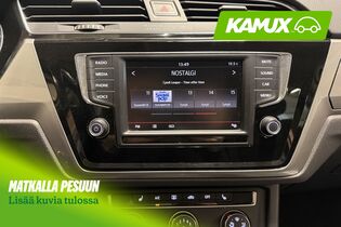 Volkswagen Touran vaihtoauto