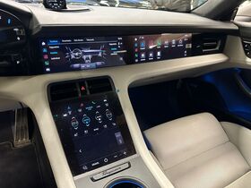 Porsche Taycan vaihtoauto