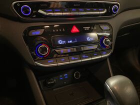 Hyundai IONIQ plug-in vaihtoauto