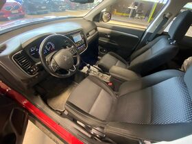 Mitsubishi Outlander vaihtoauto