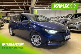 Toyota Auris vaihtoauto