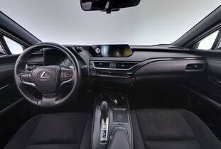 Lexus UX vaihtoauto