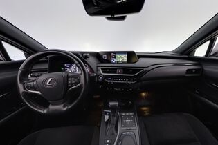 Lexus UX vaihtoauto