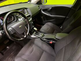 Volvo V40 vaihtoauto
