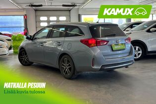 Toyota Auris vaihtoauto