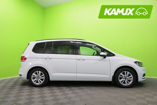Volkswagen Touran vaihtoauto