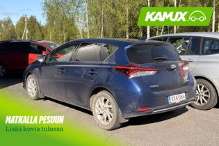 Toyota Auris vaihtoauto