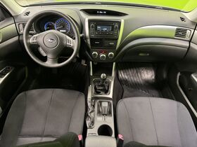 Subaru Forester vaihtoauto