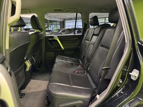 Toyota Land Cruiser vaihtoauto