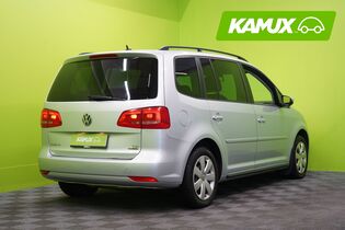 Volkswagen Touran vaihtoauto