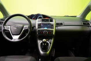 Toyota Verso vaihtoauto