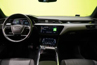 Audi e-tron vaihtoauto