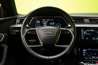 Audi e-tron vaihtoauto