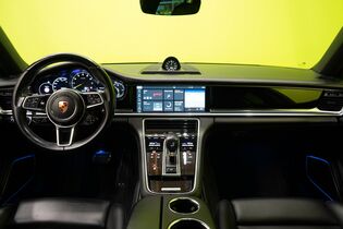 Porsche Panamera vaihtoauto