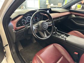 Mazda 3 vaihtoauto