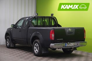 Nissan Navara vaihtoauto