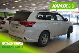 Mitsubishi Outlander PHEV vaihtoauto