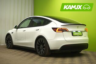 Tesla Model Y vaihtoauto