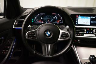 BMW 320 vaihtoauto