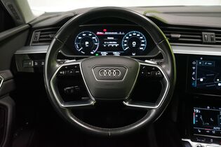 Audi Q8 e-tron vaihtoauto