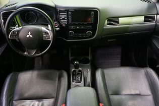 Mitsubishi Outlander vaihtoauto