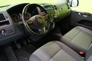 Volkswagen Caravelle vaihtoauto