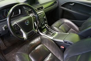 Volvo V70 vaihtoauto
