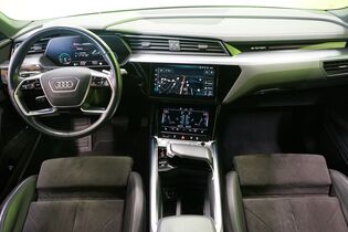 Audi e-tron vaihtoauto