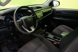 Toyota Hilux vaihtoauto