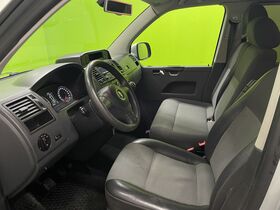 Volkswagen Caravelle vaihtoauto