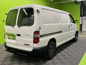Toyota Hiace vaihtoauto