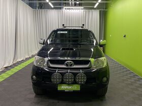 Toyota Hilux vaihtoauto