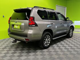 Toyota Land Cruiser vaihtoauto