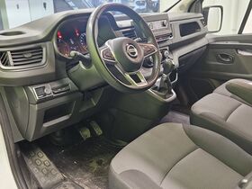 Nissan Primastar vaihtoauto