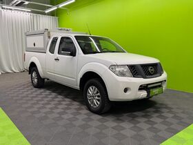 Nissan Navara vaihtoauto
