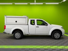 Nissan Navara vaihtoauto