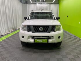 Nissan Navara vaihtoauto