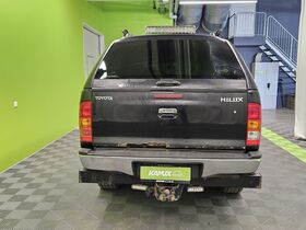 Toyota Hilux vaihtoauto