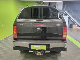 Toyota Hilux vaihtoauto