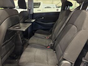 Kia Carens vaihtoauto