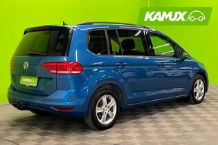 Volkswagen Touran vaihtoauto