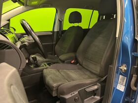 Volkswagen Touran vaihtoauto