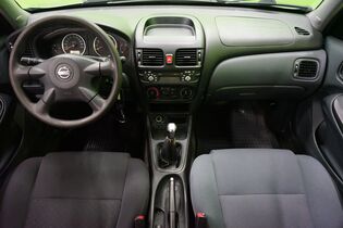 Nissan Almera vaihtoauto