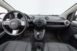 Mazda 2 vaihtoauto
