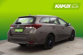 Toyota Auris vaihtoauto